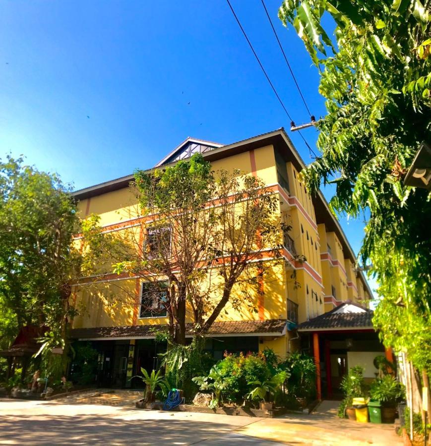 Boonme Heritage Phitsanulok Exteriör bild
